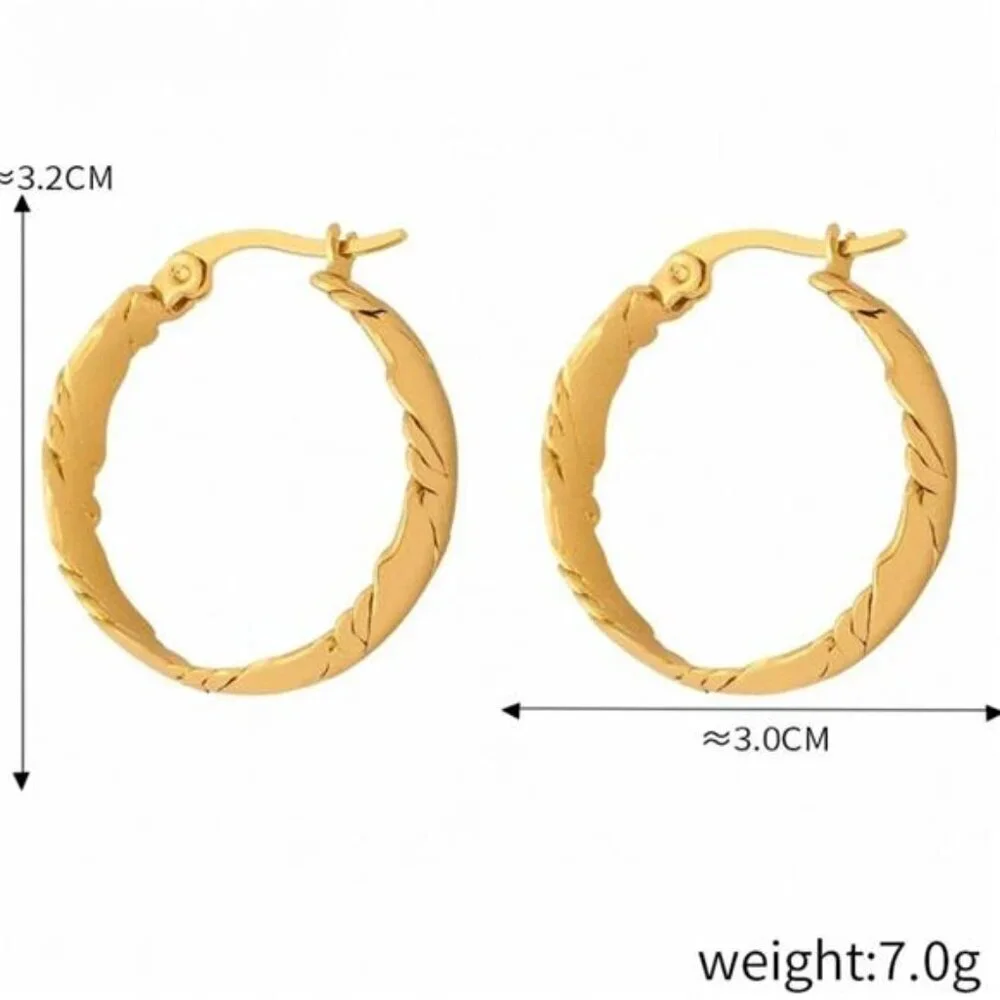 18K Gold-Plated Hoop Earrings - Picture 5 of 5